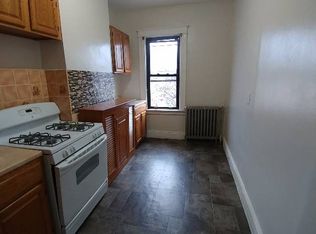 6216 68th Ave, Ridgewood, NY 11385