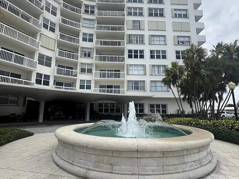 2600 N Flagler Dr #808 — Photo 2