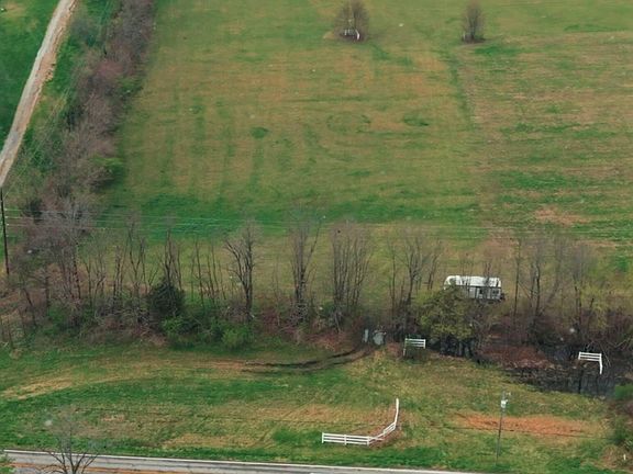 4th image of 6377 Alum Springs Rd