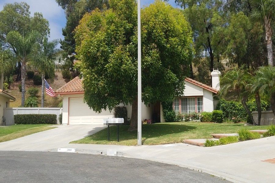 2nd image of 2684 Sutter St