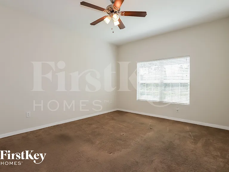 1620 Patio Ter — Photo 9