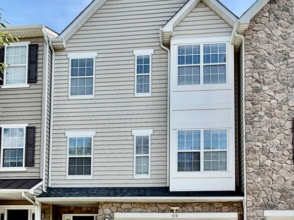 419 Jacobsen Dr, Newark, DE 19702