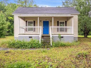 108 Summey St, Central, SC 29630