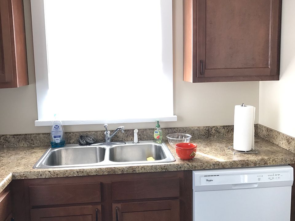 Kitchen - With Dishwasher