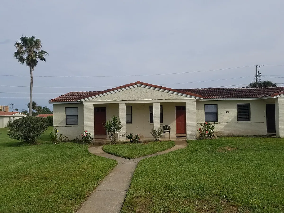 Building Photo - 188 Cardinal Dr