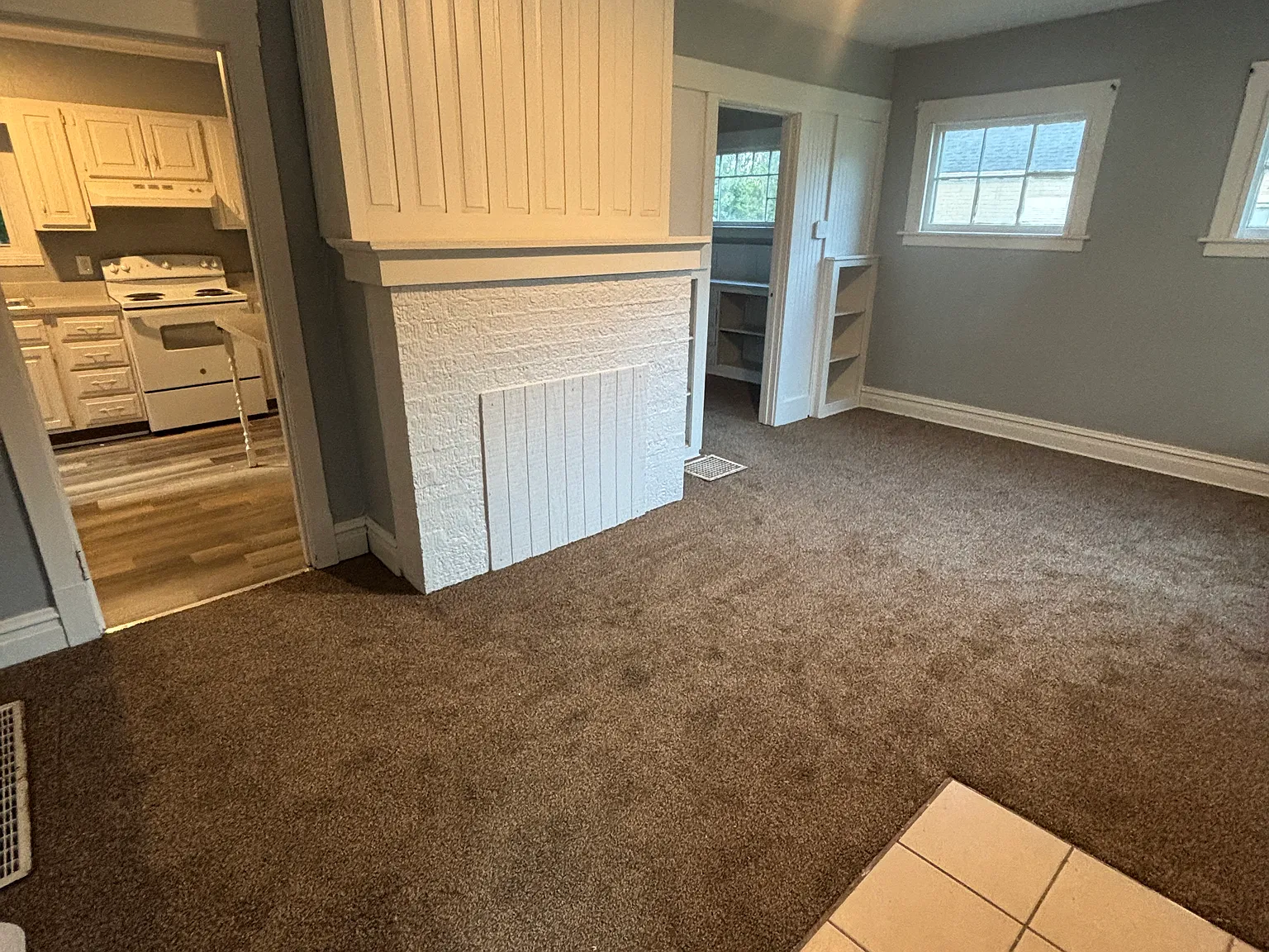 4 bed, 1.5 bath, 1152 sqft, $1,295 — Photo 3