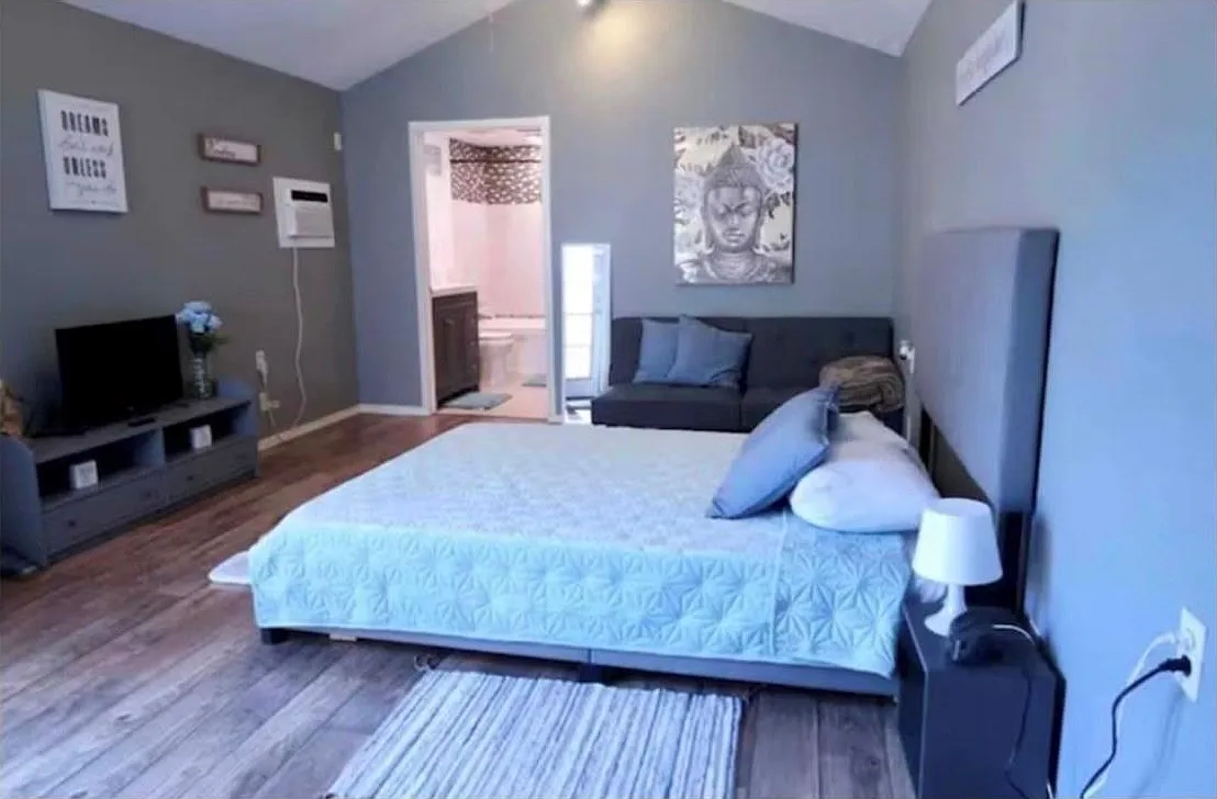 1 bed, 1.0 bath, 834 sqft, $1,400 — Photo 4
