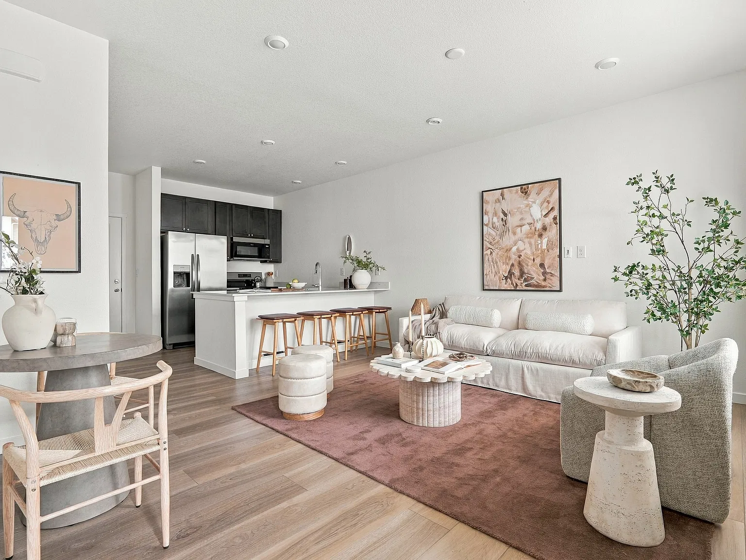 2 bed, 2.5 bath, 1300 sqft, $2,450 — Photo 1