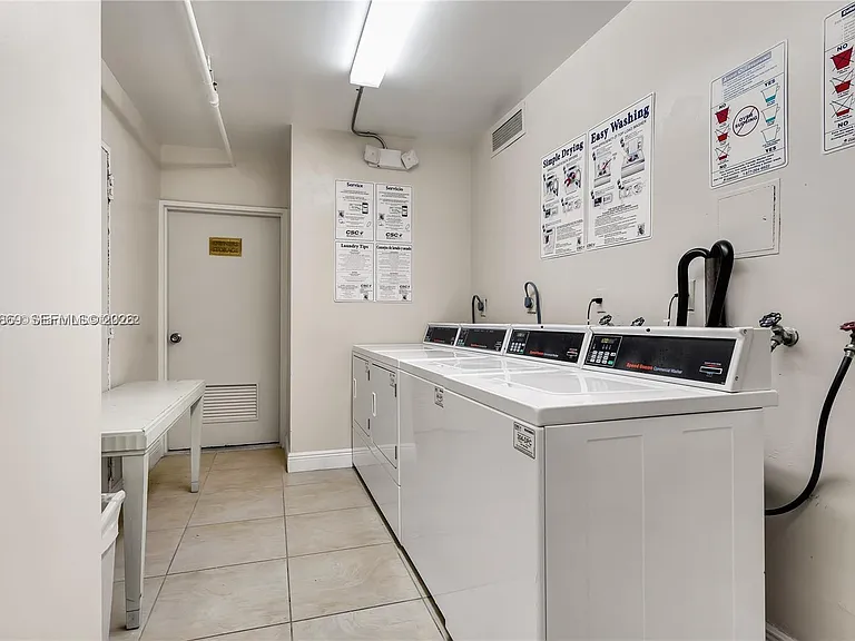 5700 Collins Ave #15D — Photo 28