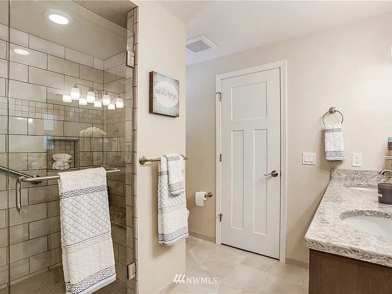 17531 NE 88th Pl — Photo 15