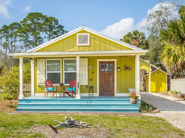 189 Avenue L, Apalachicola, FL 32320