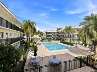 766 Central Ave APT 113, Naples, FL 34102