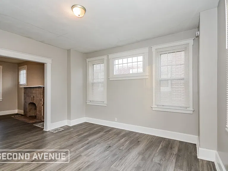 4315 W 8th St — Photo 7
