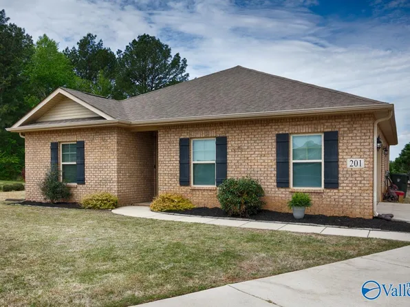 201 Dinner Tree Sq, Huntsville, AL 35811