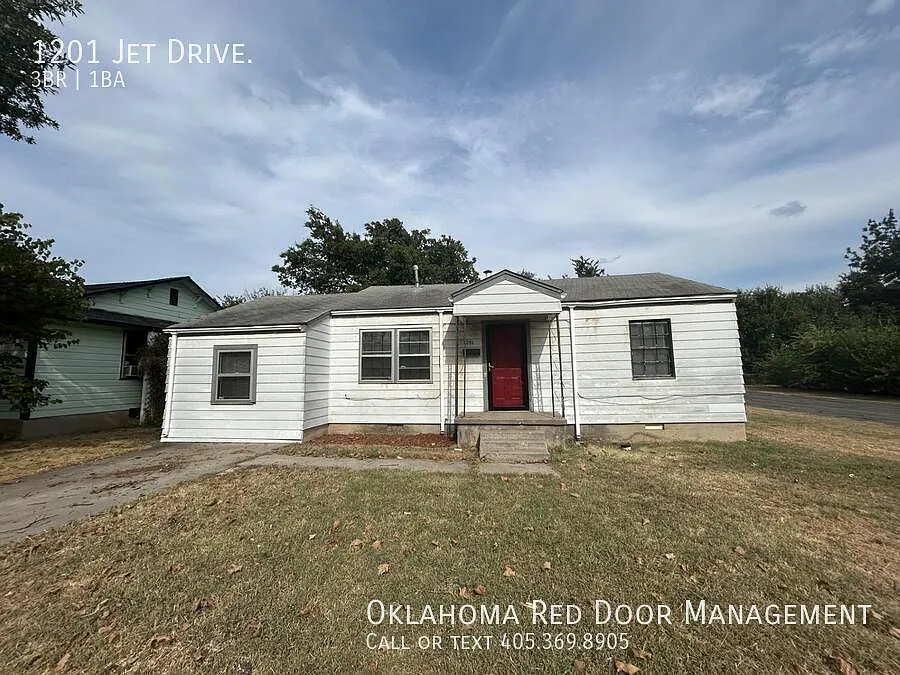 3 bed, 1032 sqft, $1,150 — Photo 1