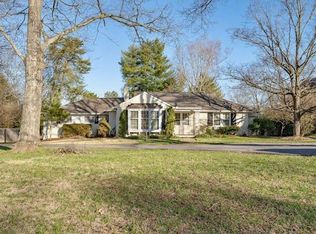 3912 Estes Rd, Nashville, TN 37215
