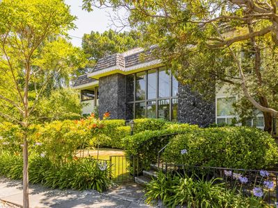 257 Arlington Rd APT 203, Redwood City, CA, 94062