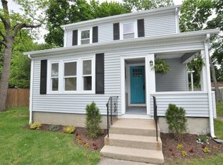 39 Pleasant View Rd, Warwick, RI 02888