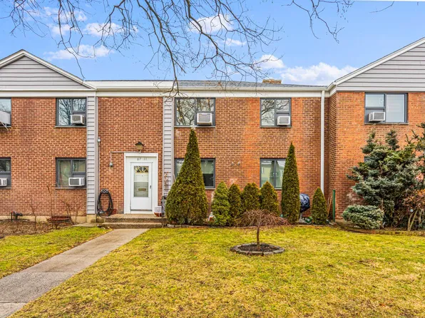 67-11 Bell Boulevard image 1 of 21