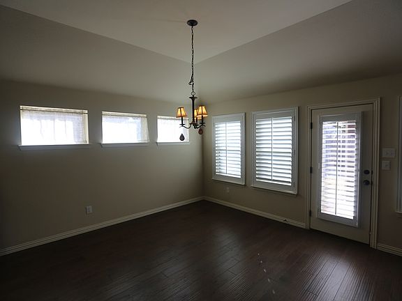 3rd image of 7513 Guadalupe Way