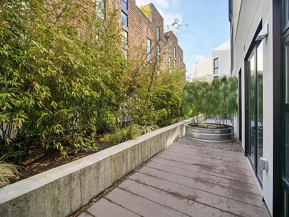 4th image of 300 Ivy St APT 104