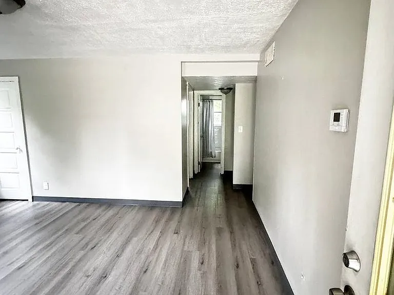 334-340 Hemlock Drive — Photo 5