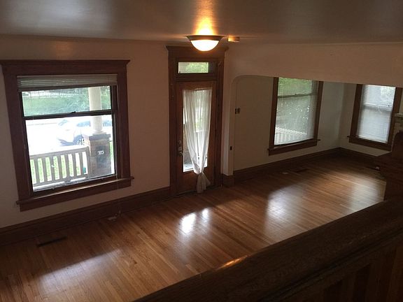 2nd image of 208 E Frambes Ave