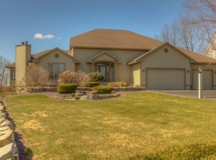 22 Foxcross Cir, Concord, NH 03301