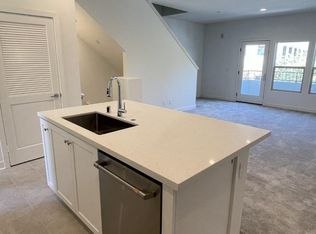 1716 Discovery Falls Dr #122, Chula Vista, CA 91915