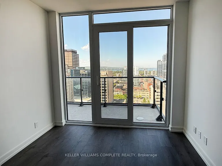 75 James St S #1908 — Photo 18