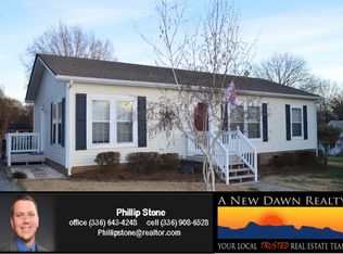 101 N 8th Ave, Mayodan, NC 27027