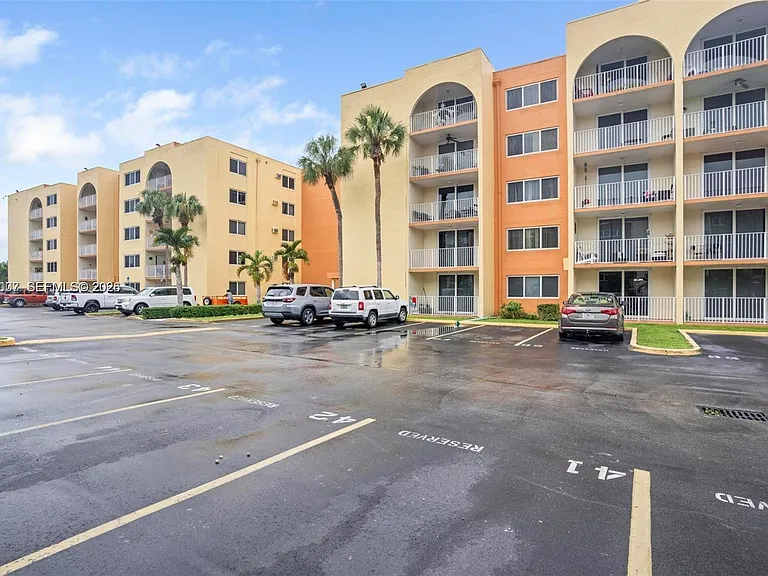 6980 NW 186th St #3-227A — Photo 15