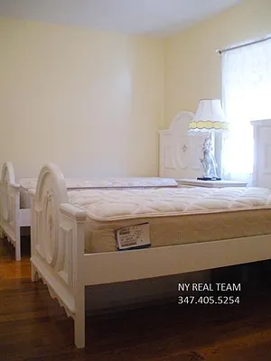 Rented by Real Team Brokerage | media 24