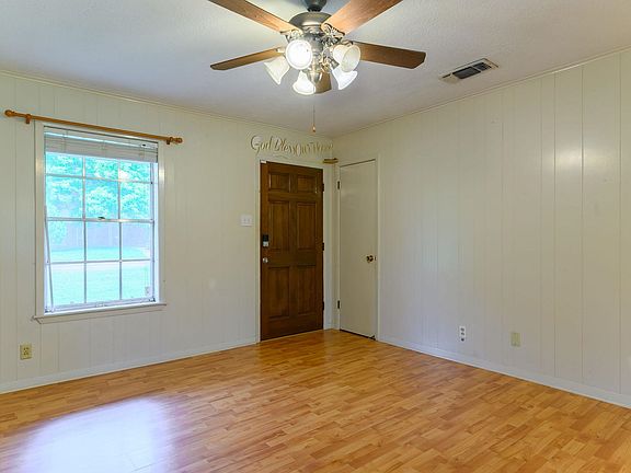 5th image of 2813 Rampy Ave