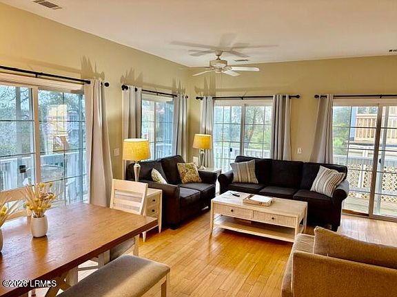 4th image of 86 Harbour Key Drive