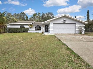 5825 W Cinnamon Ridge Dr, Homosassa, FL 34448