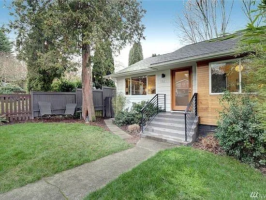 1821 29th Ave — Photo 3