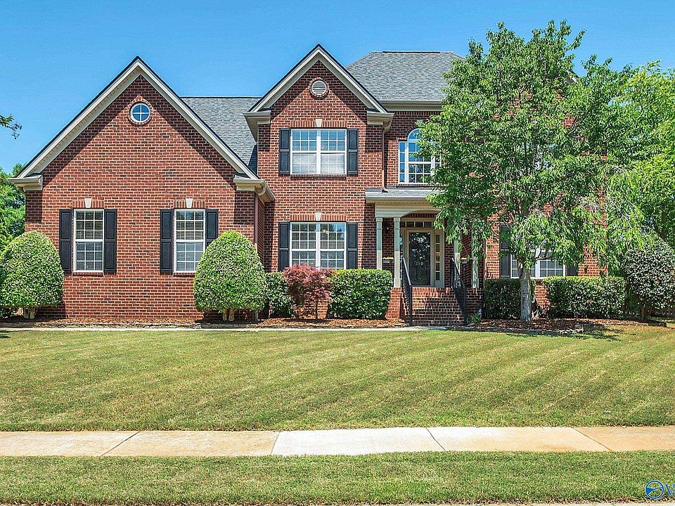 1st image of 110 Wickerberry Ln