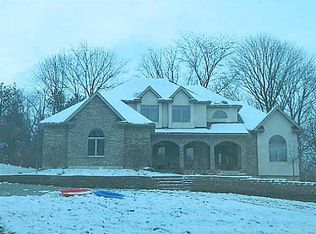 9065 N Knouff Rd, Piqua, OH 45356