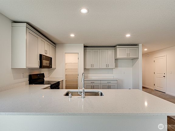 5th image of 2008 Henderson Way
