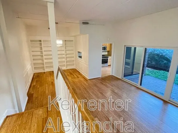 116 Roberts Ln APT 100, Alexandria, VA 22314