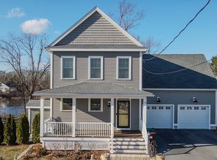 137 Cashin St, Lowell, MA 01851