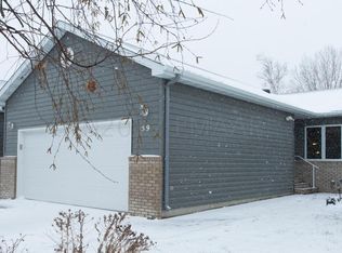 59 Prairiewood Xing S, Fargo, ND 58103