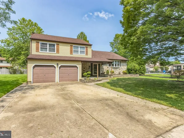 1036 Peacock Dr, Cherry Hill, NJ 08003