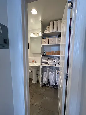 Rented by CNYC Apartments | media 17