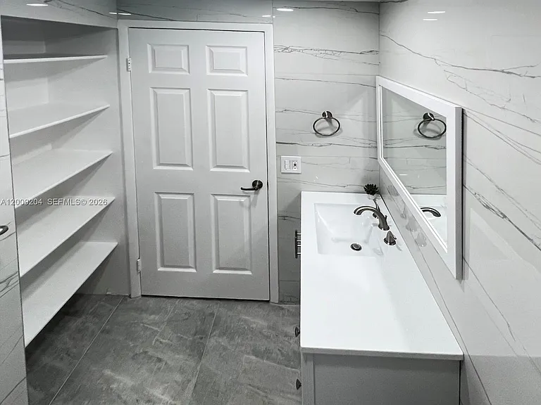 7178 Southgate Blvd #7178 — Photo 7
