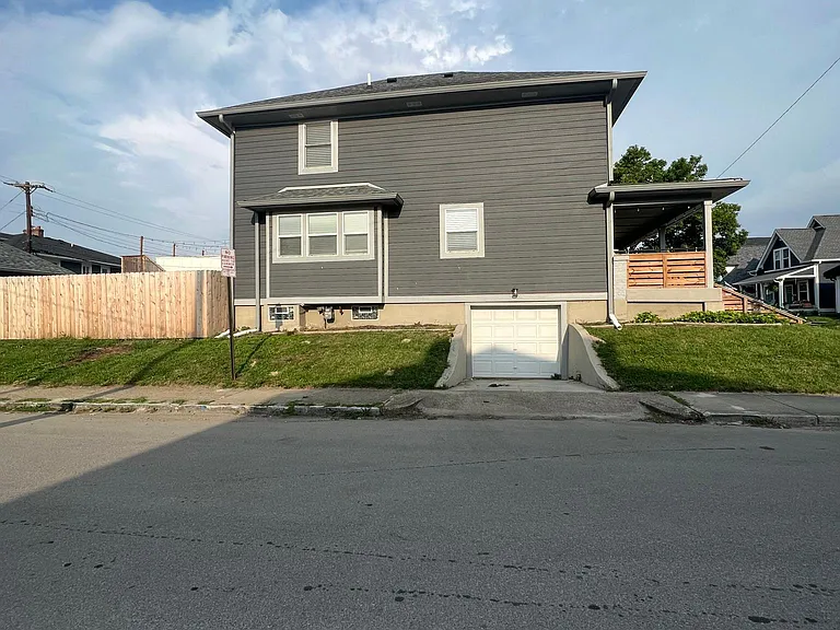 759 Terrace Ave — Photo 31