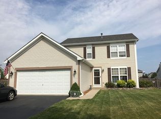 1441 Crowfoot Ln, Minooka, IL 60447