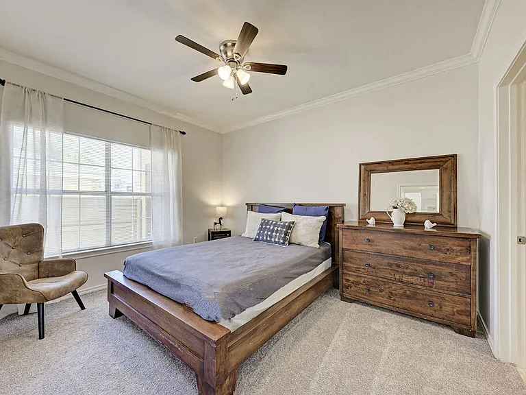 Riverhorse Ranch Apartments I — Photo 6