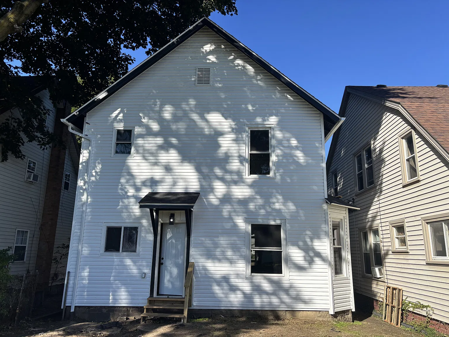 914 Dueber Avenue SW - 1 — Photo 2